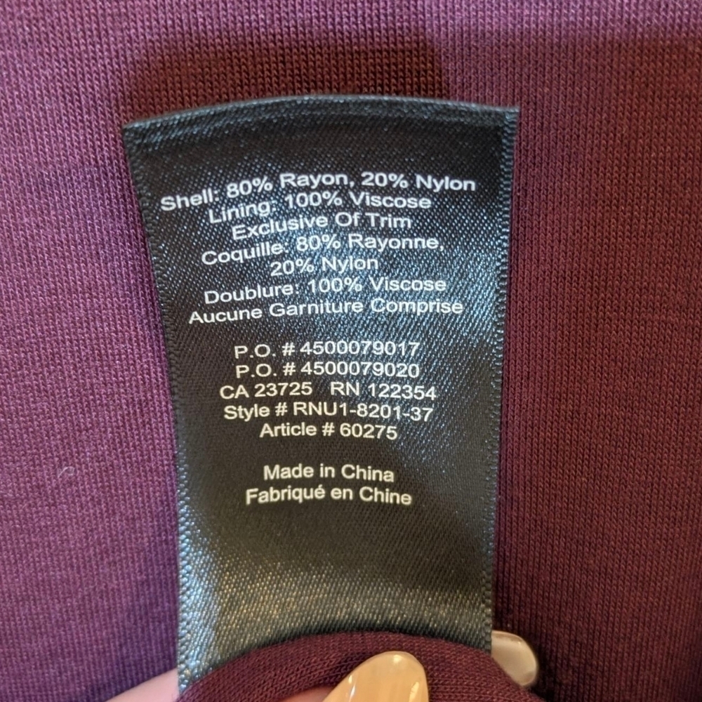 Aritzia- Babaton - Bodycon Maroon Dress with 3/4 Sleeves - Picture 8 of 8
